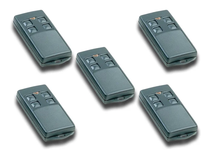 cardin 5 4-channel remote controls 30.875 mhz s738 trq738400